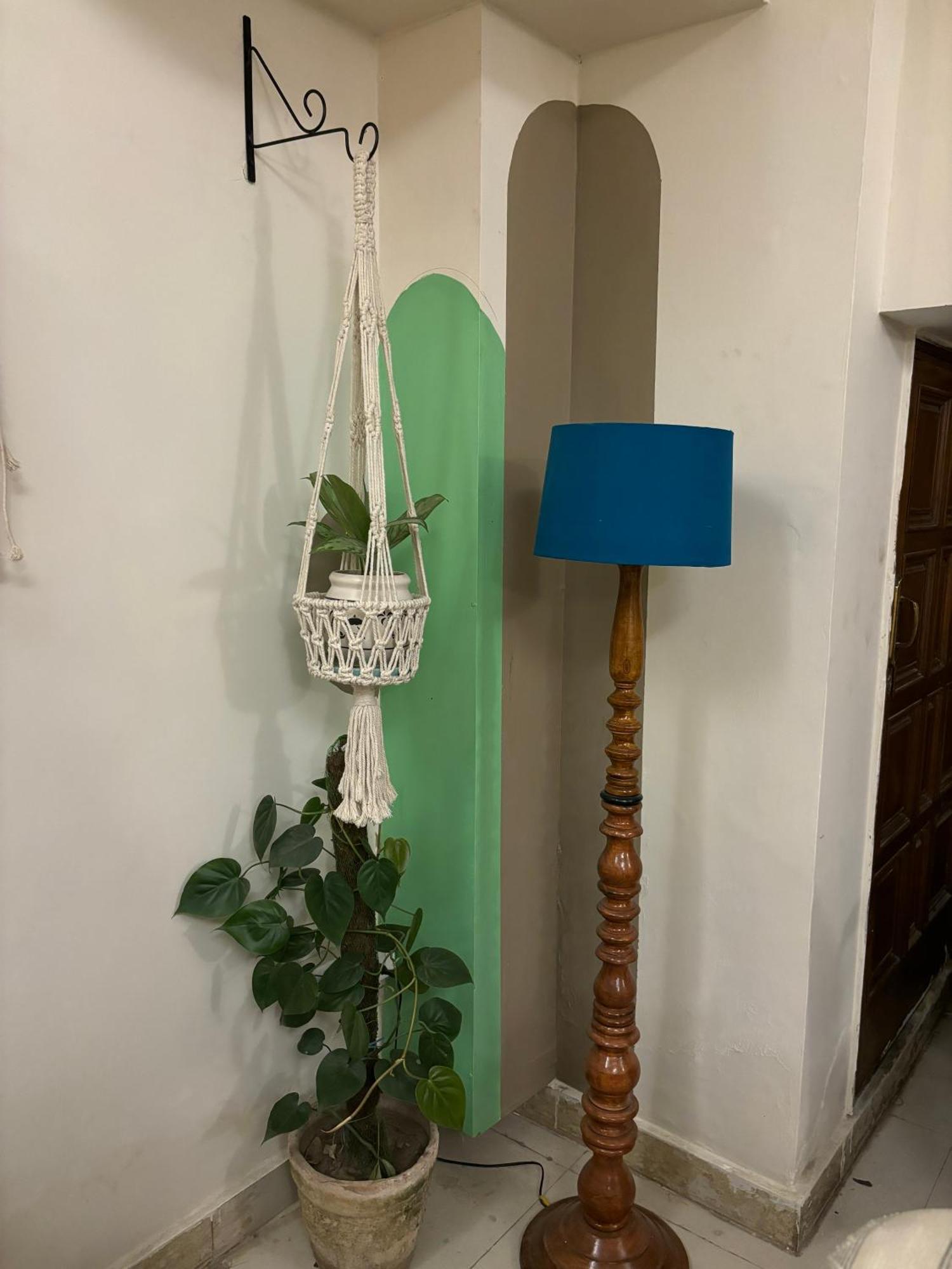 Atharva'S Homestay By Goaround Homes - Nehru Enclave Metro, South Delhi New Delhi Exteriör bild
